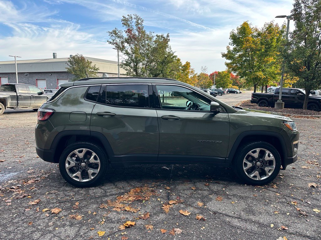 Used 2019 Jeep Compass Limited AWD/4WD image 6