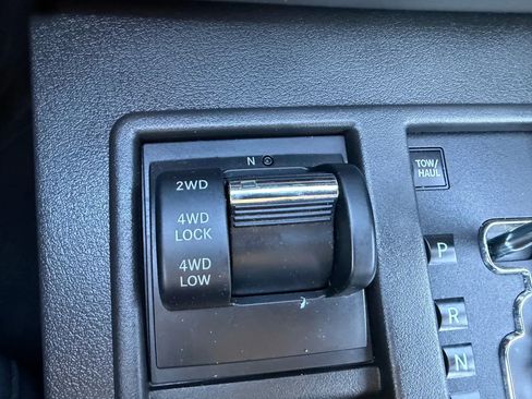 Used 2012 Jeep Liberty Sport image 18