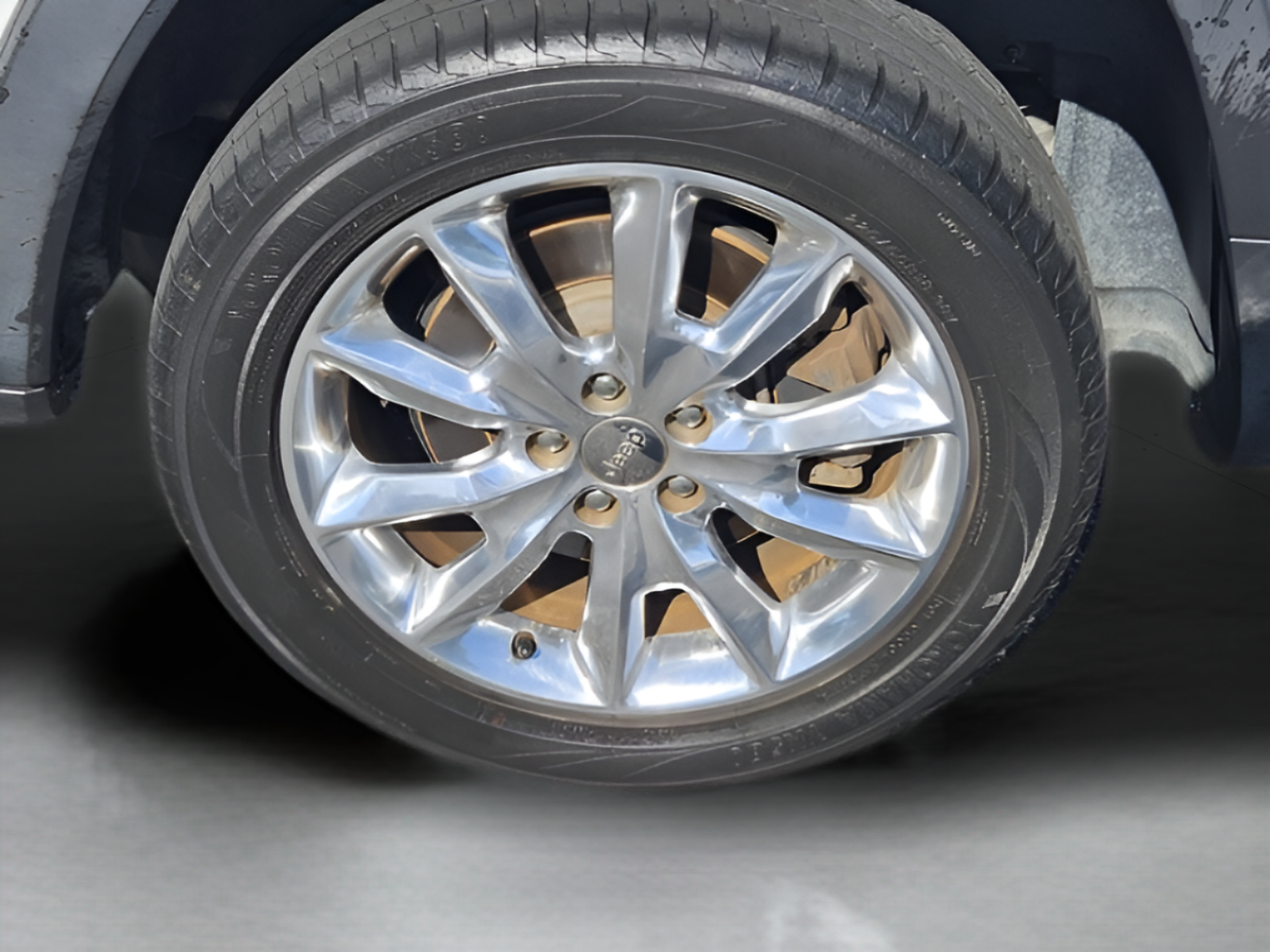 Used 2014 Jeep Cherokee Limited w/ Trailer Tow Group FWD image 26
