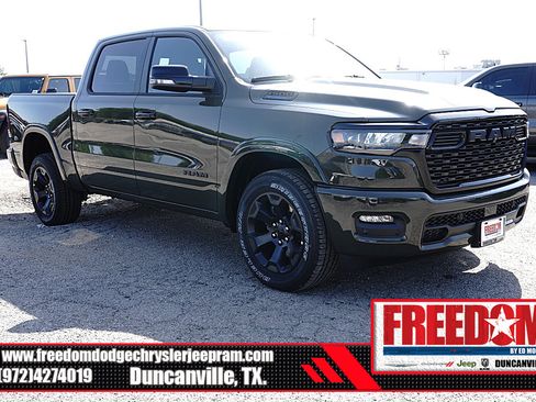 New 2026 RAM 1500 Lone Star w/ Night Edition RWD image 7