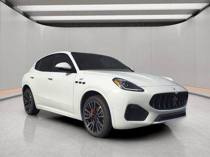 New 2024 Maserati Grecale GT