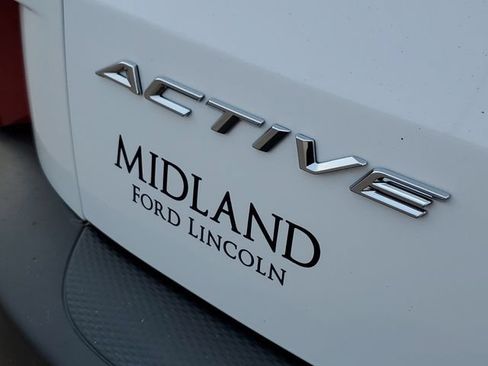 Certified 2025 Ford Escape Active AWD/4WD image 7