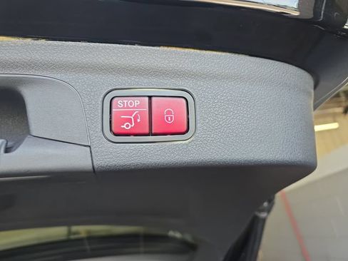 Used 2024 Mercedes-Benz GLE 350 4MATIC image 16