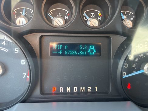 Used 2014 Ford F250 XL w/ Power Equipment Group AWD/4WD image 15