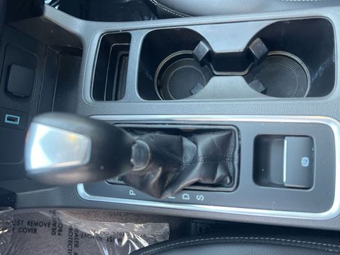 Certified 2017 Ford Escape Titanium image 22