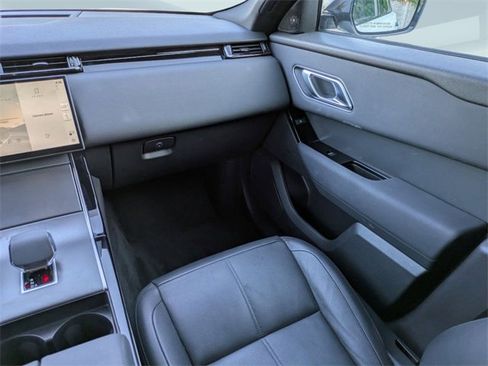 Used 2025 Land Rover Range Rover Velar Dynamic SE image 18