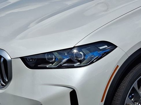 Used 2026 BMW X5 xDrive40i image 9