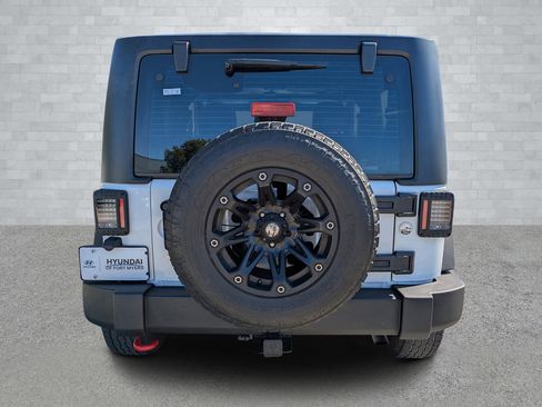 Used 2015 Jeep Wrangler Sport image 6