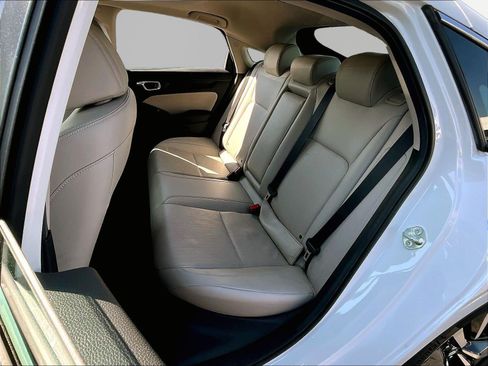 Used 2024 Honda Civic EX-L image 22