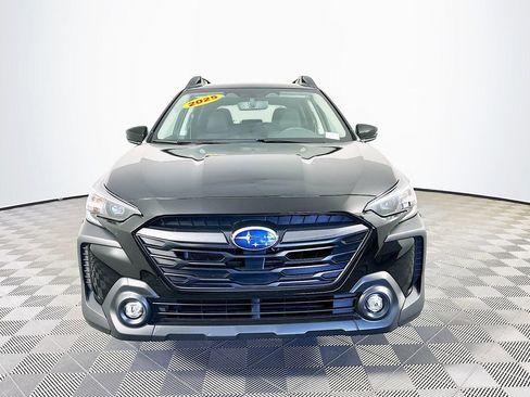 Used 2025 Subaru Outback Premium w/ Popular Package #1A image 4