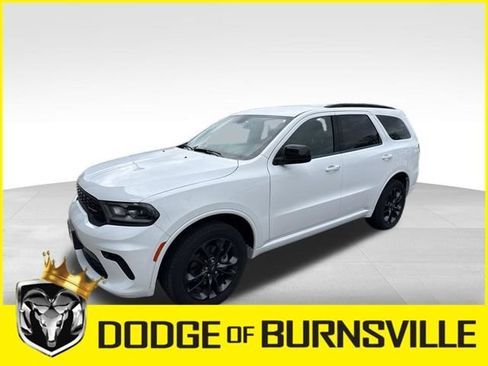 Used 2023 Dodge Durango GT w/ Blacktop Package AWD/4WD image 3