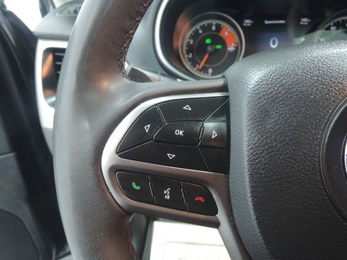 Used 2022 Jeep Cherokee Latitude Lux w/ Sun & Sound Group AWD/4WD image 15