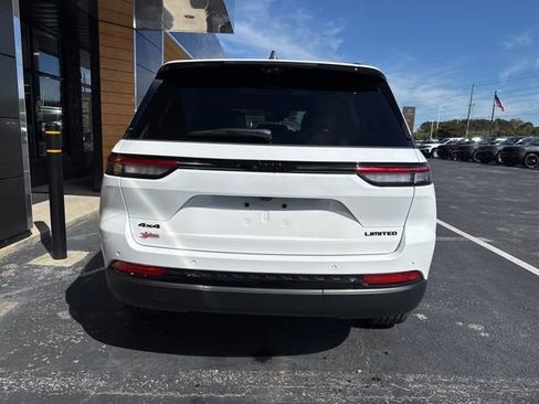 New 2025 Jeep Grand Cherokee Limited w/ Luxury Tech Group II image 26