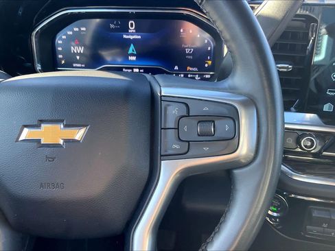 Used 2025 Chevrolet Silverado 1500 LT image 24