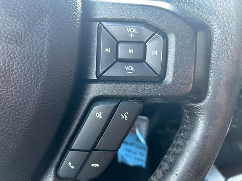 Used 2016 Ford F150 XLT w/ Equipment Group 302A Luxury image 18