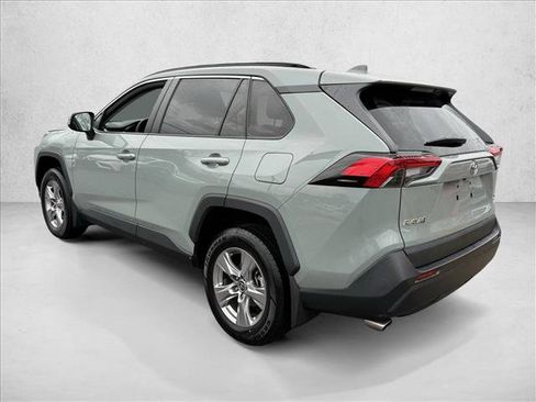 Used 2022 Toyota RAV4 XLE image 8