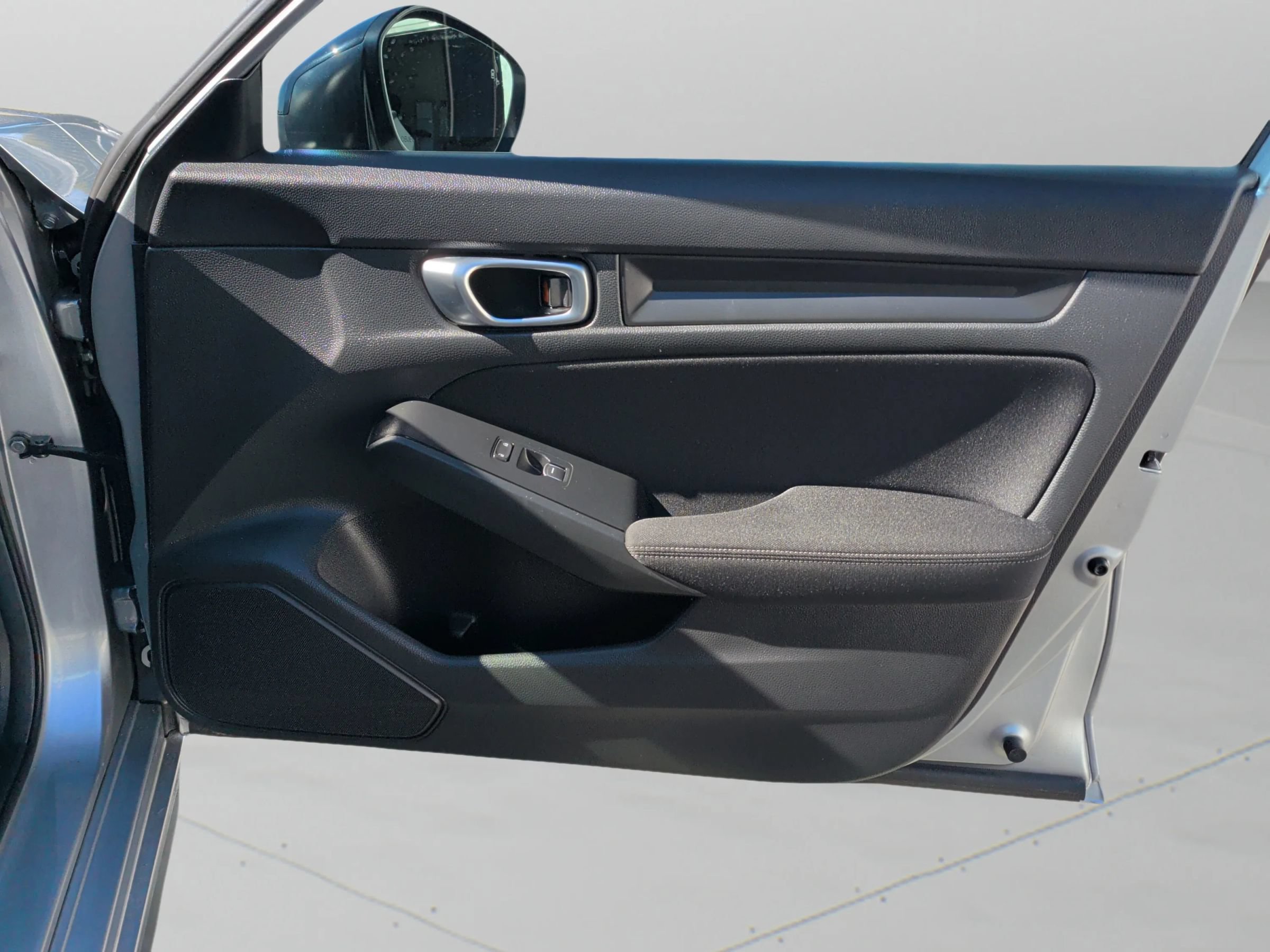 Used 2025 Honda Civic Sport image 39