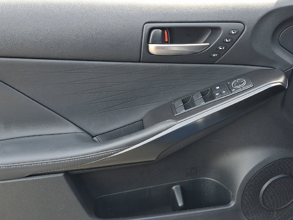 Used 2023 Lexus IS 350 F Sport w/ Memory Package RWD image 13