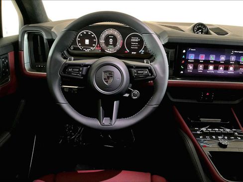 New 2026 Porsche Cayenne Turbo AWD/4WD image 13