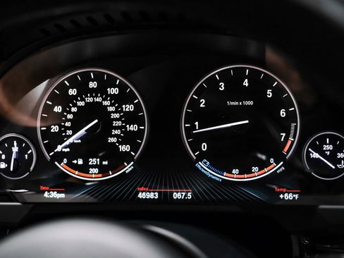 Used 2018 BMW X5 xDrive50i image 17