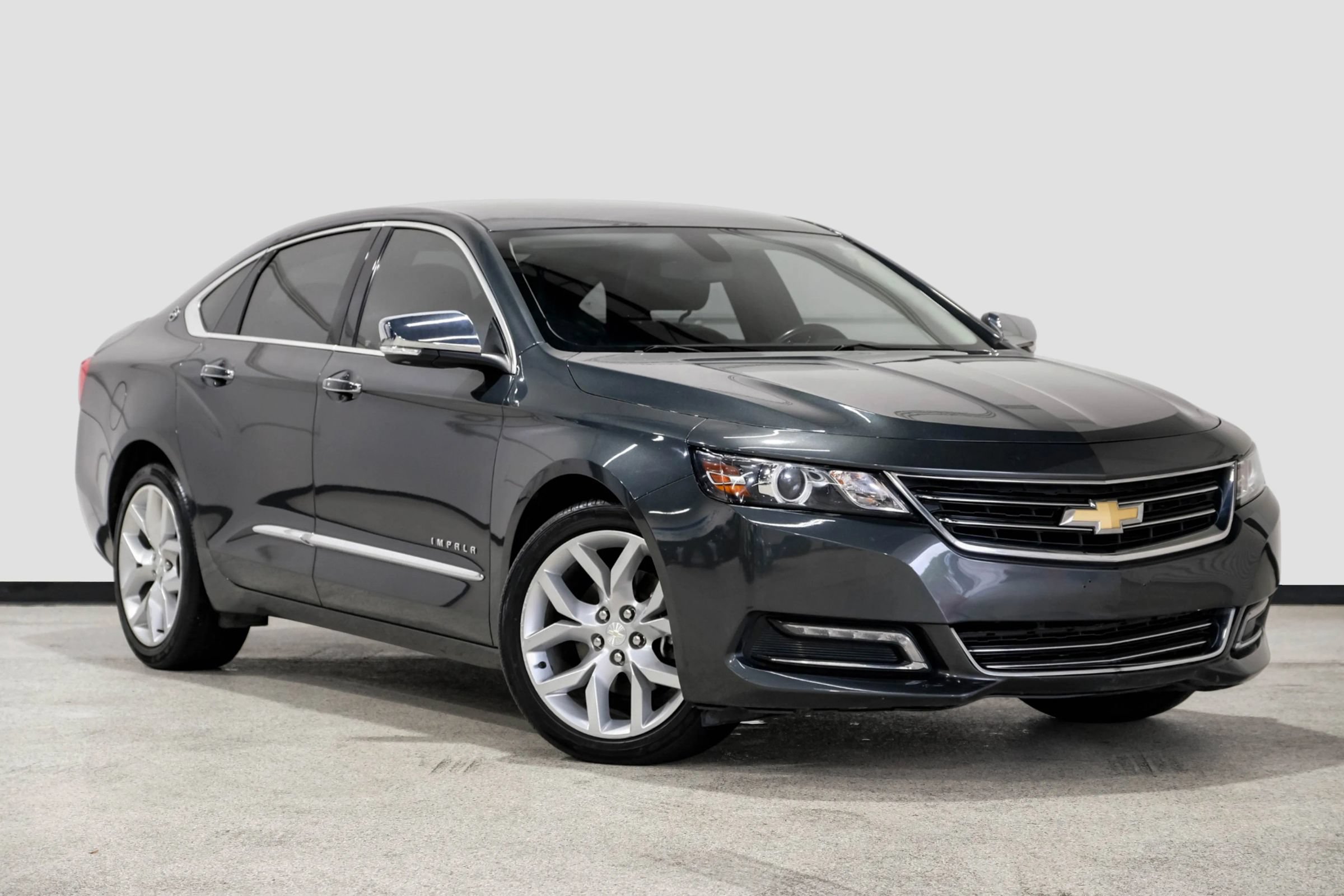 Used 2019 Chevrolet Impala Premier FWD image 4