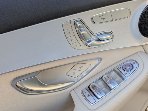 Certified 2022 Mercedes-Benz GLC 300 image 15