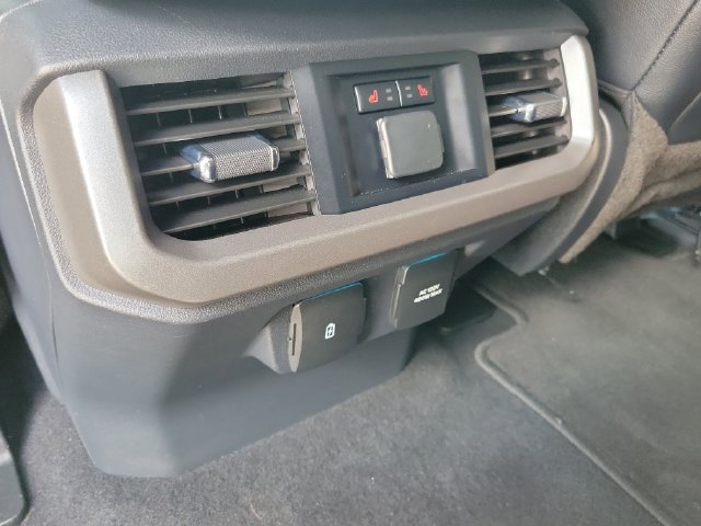 Used 2023 Ford F150 Lariat w/ Equipment Group 502A High AWD/4WD image 17