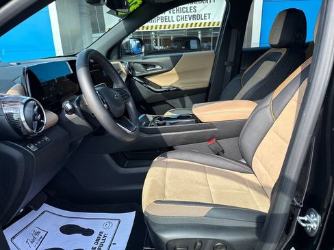 Used 2026 Chevrolet Equinox ACTIV AWD/4WD image 10