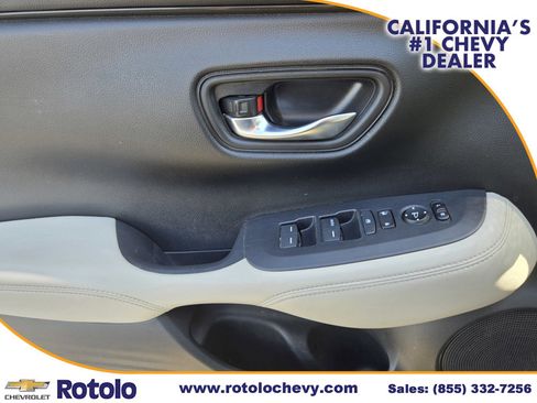 Used 2023 Honda HR-V LX image 17