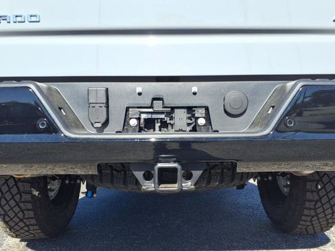 New 2025 Chevrolet Silverado 1500 ZR2 w/ Technology Package image 34