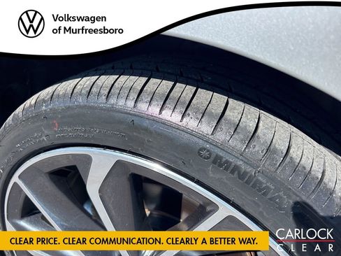 Used 2022 Toyota Corolla SE image 8