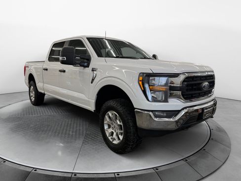 Used 2023 Ford F150 XLT w/ Trailer Tow Package image 4