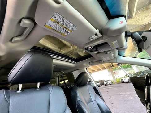 Certified 2022 Subaru Outback Limited AWD/4WD image 12