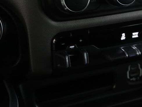 Used 2020 RAM 1500 Big Horn image 16