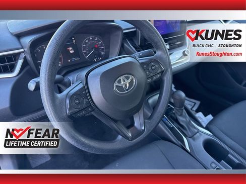 Used 2023 Toyota Corolla LE image 22
