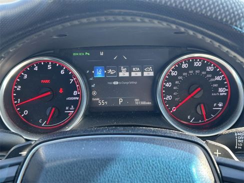 Used 2018 Toyota Camry XSE image 31