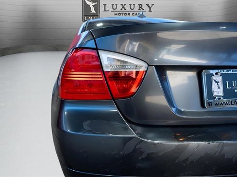Used 2006 BMW 325i Sedan image 10