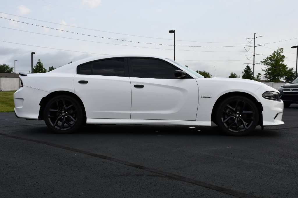 Used 2022 Dodge Charger R/T w/ Blacktop Package RWD image 8