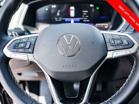 Used 2024 Volkswagen Tiguan S image 15