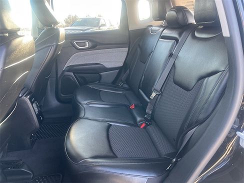 Used 2022 Jeep Compass Latitude w/ Convenience Group image 16