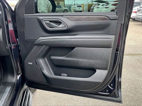 Used 2024 Chevrolet Tahoe LT w/ Luxury Package image 25