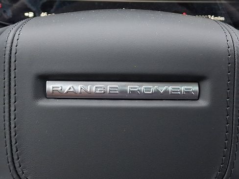 New 2025 Land Rover Range Rover SE image 20