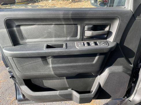 New 2026 RAM 2500 Tradesman AWD/4WD image 36