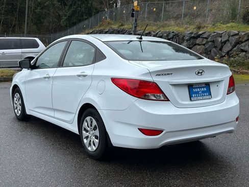Used 2016 Hyundai Accent SE FWD image 3
