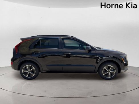 New 2026 Kia Niro LX FWD image 3