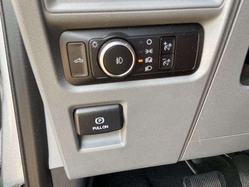 Used 2023 Ford F150 XLT RWD image 26
