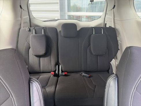 Used 2024 Chrysler Voyager LX FWD image 23