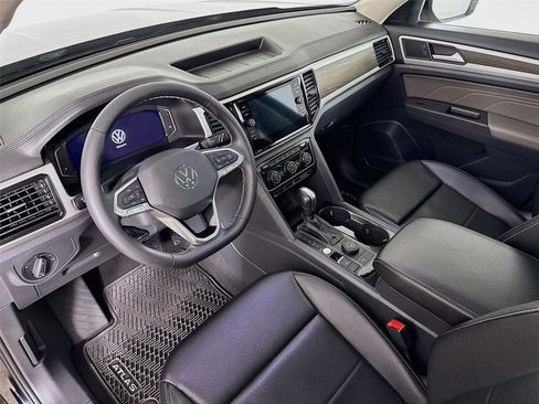 Used 2022 Volkswagen Atlas SE image 10