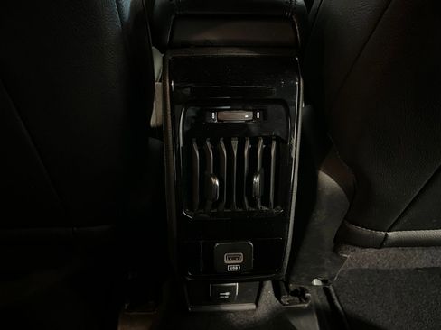 Used 2025 Jeep Compass Limited AWD/4WD image 23