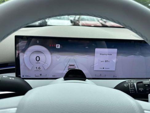 New 2026 Genesis GV70 2.5T Advanced AWD/4WD image 24